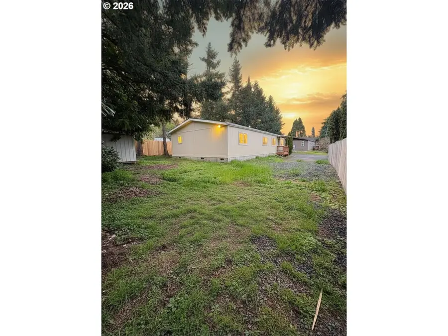 1524 S 8th St, Cottage Grove, OR 97424 - #3