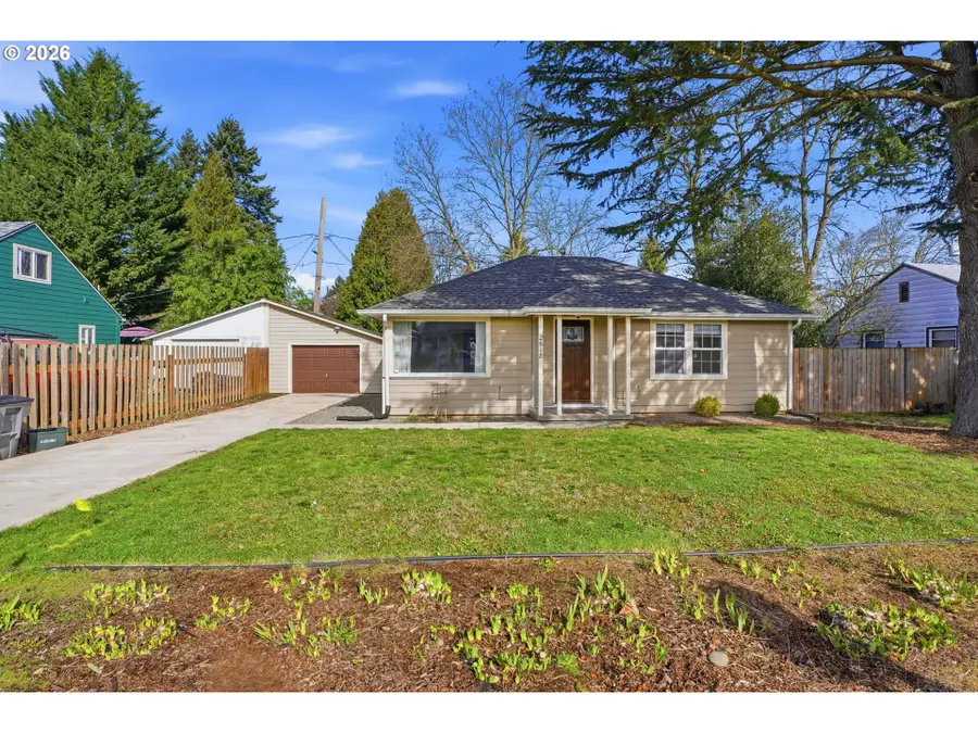 2618 E 26th St, Vancouver, WA 98661 - #2