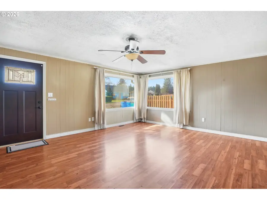 2618 E 26th St, Vancouver, WA 98661 - #3