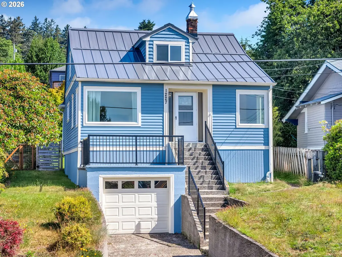1227 Alameda Ave, Astoria, OR 97103 - #1