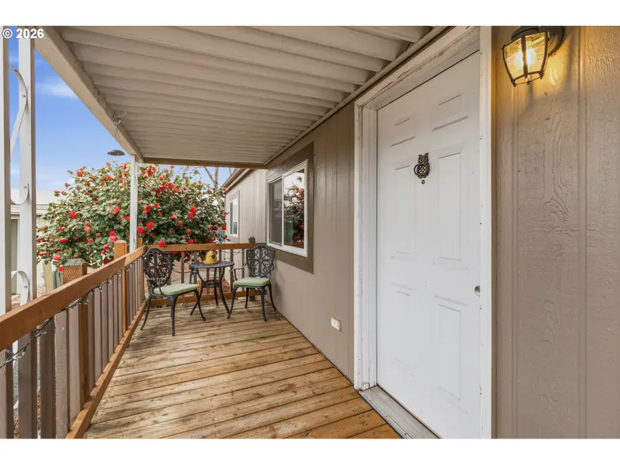 1800 Lakewood Ct #161, Eugene, OR 97402 - #2