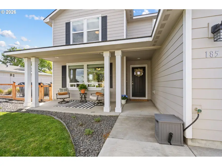 185 Rio Senda St, Umatilla, OR 97882 - #2