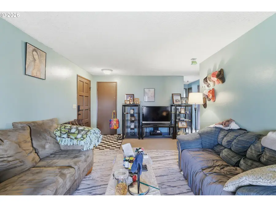 505 NW Fenton St, McMinnville, OR 97128 - #3