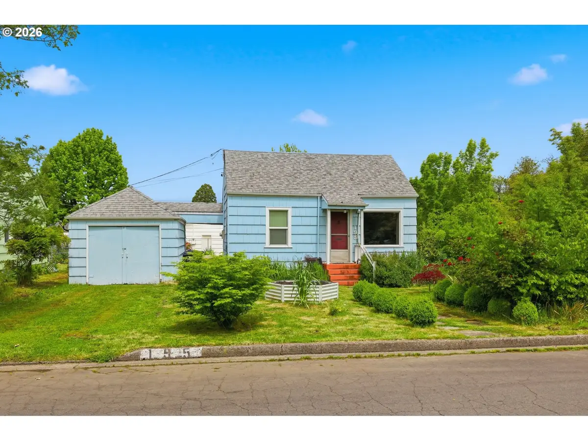 195 E 25th Ave, Eugene, OR 97405 - #1