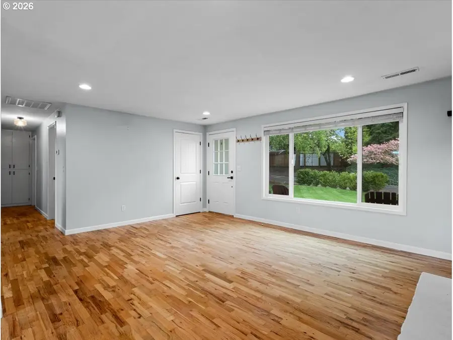 9140 SW Pinebrook St, Tigard, OR 97224 - #3