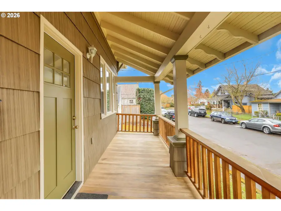 2624 NE Sumner St, Portland, OR 97211 - #2