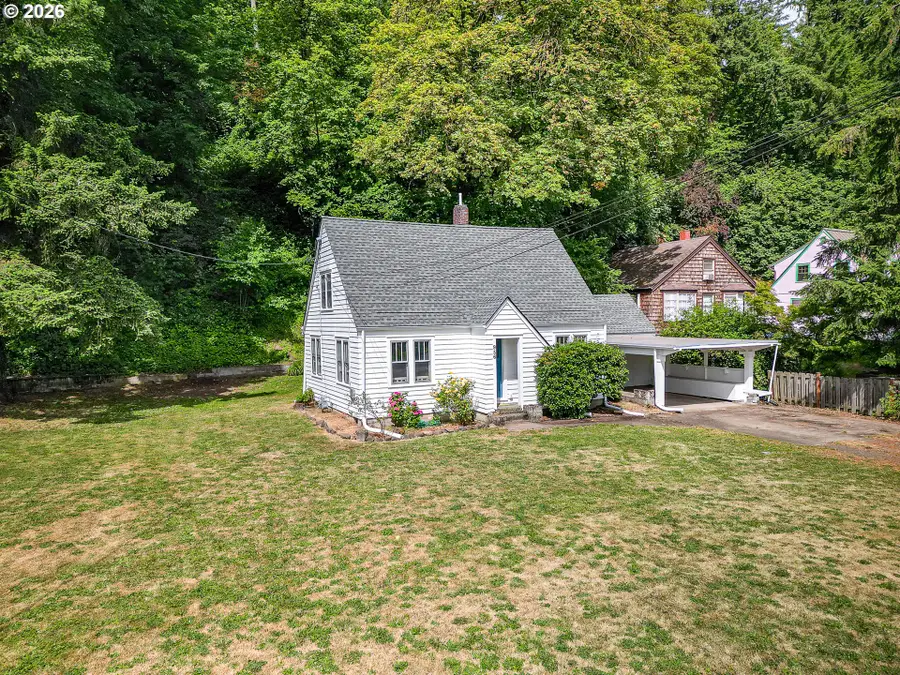 956 Kelly Blvd, Springfield, OR 97477 - #2