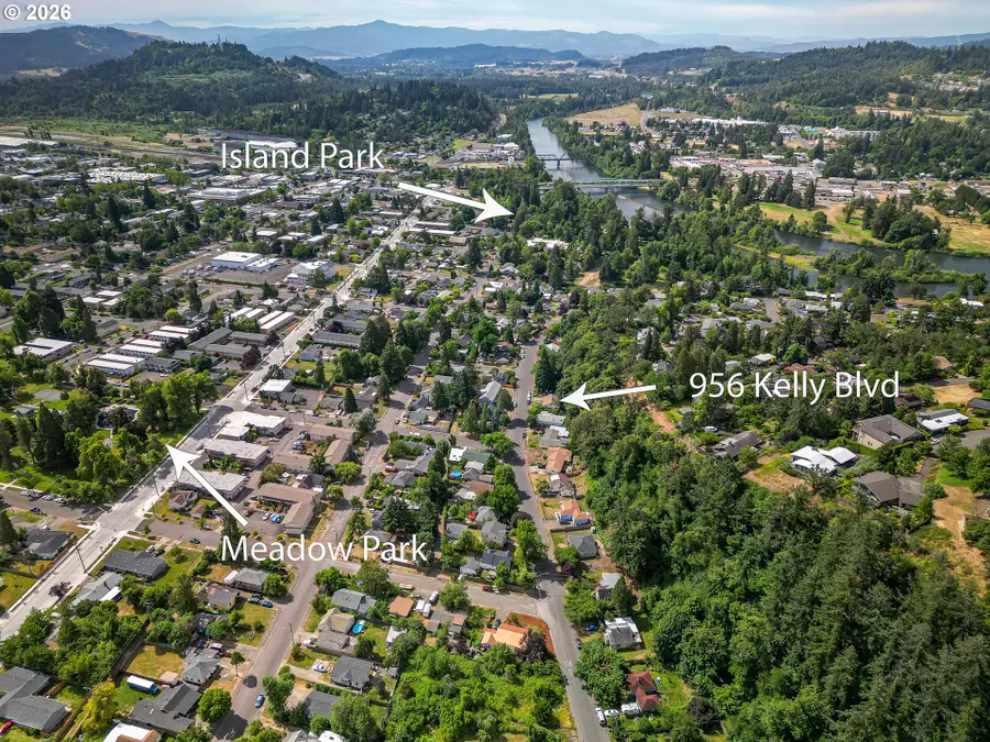 956 Kelly Blvd, Springfield, OR 97477 - #3