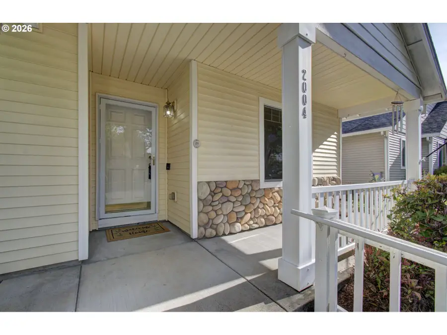 2004 NW 12th St, Battle Ground, WA 98604 - #2