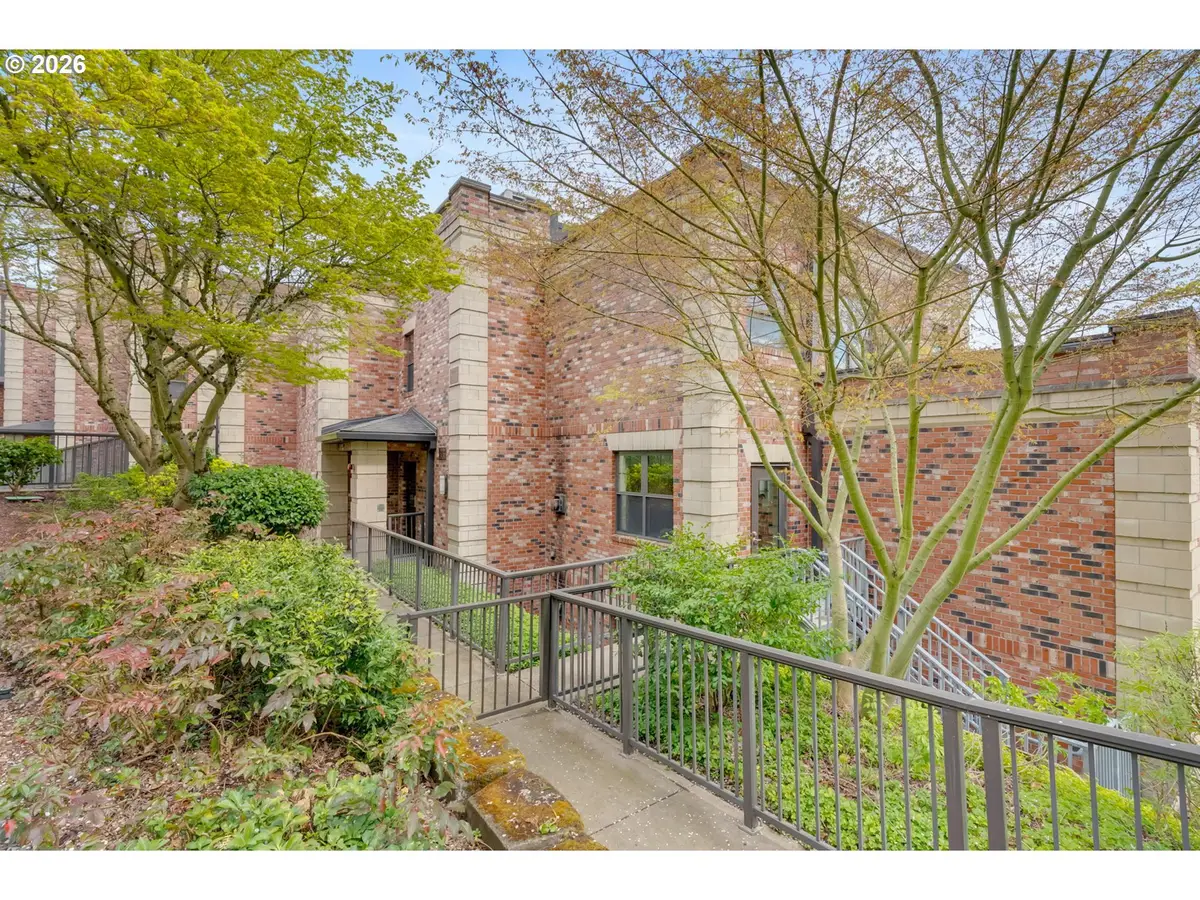 2430 NW Westover Rd #1-202, Portland, OR 97210 - #1