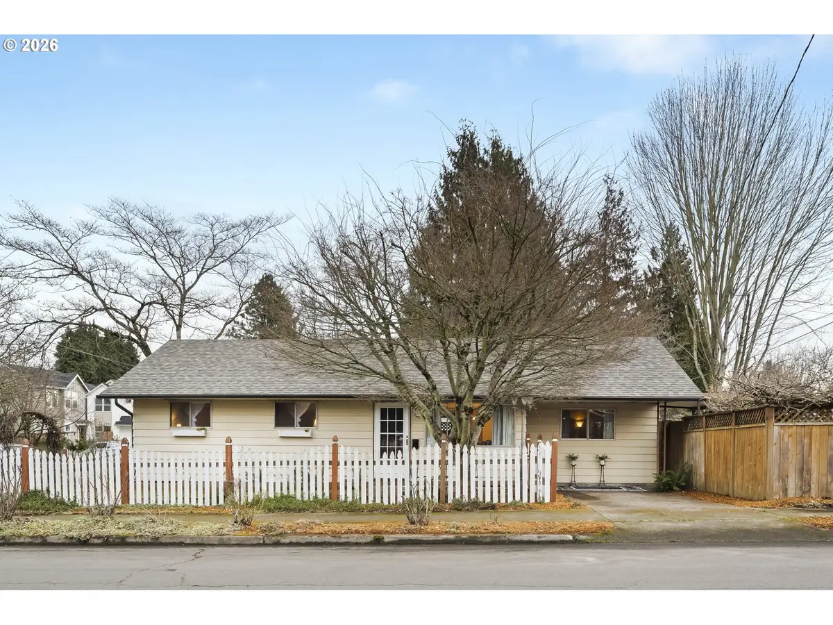 10120 N Midway Ave, Portland, OR 97203 - Image #1