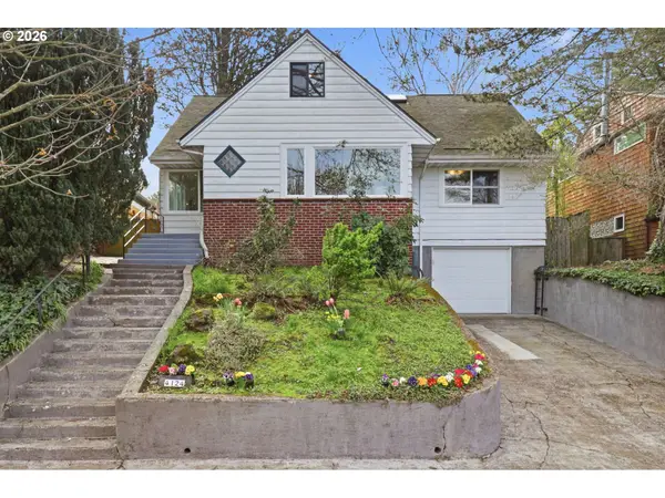 4124 SE Ash St, Portland, OR 97214