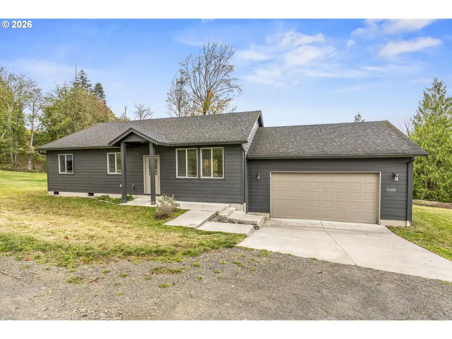 518 Clark Creek Rd, Longview, WA 98632 - #3