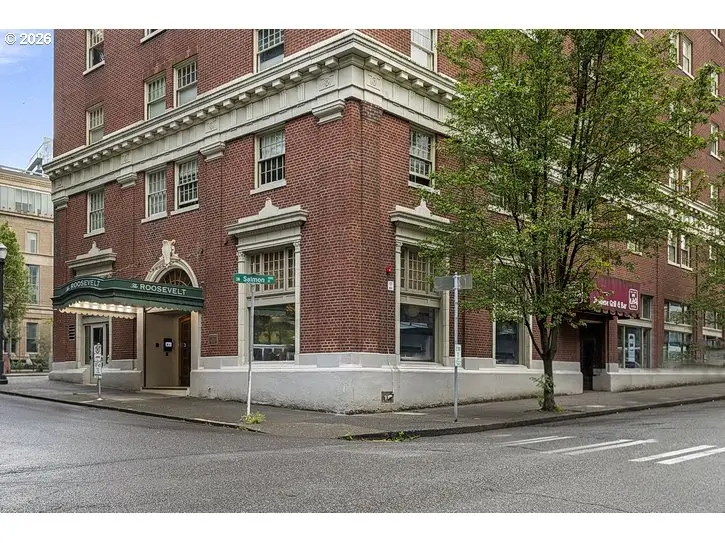 1005 SW Park Ave #501, Portland, OR 97205 - #2