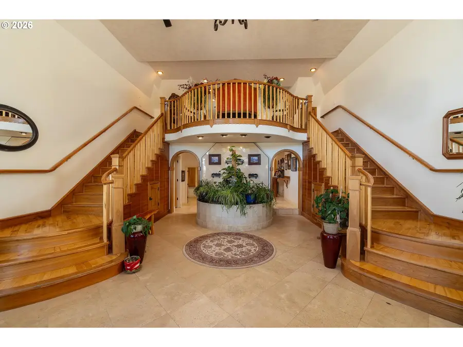 59047 Old Lake Rd, Silver Lake Fort Rock, OR 97641 - #2