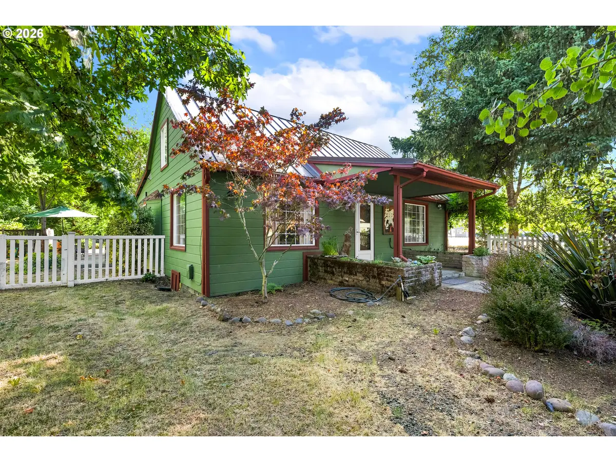 3842 Melrose Rd, Roseburg, OR 97471 - #1