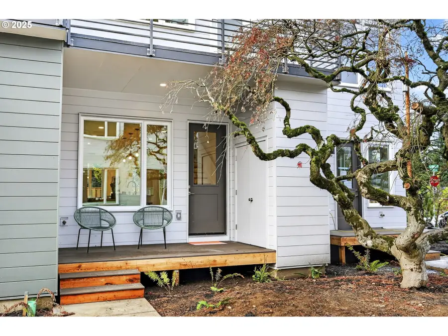 7208 NE Going St St, Portland, OR 97218 - Image #2