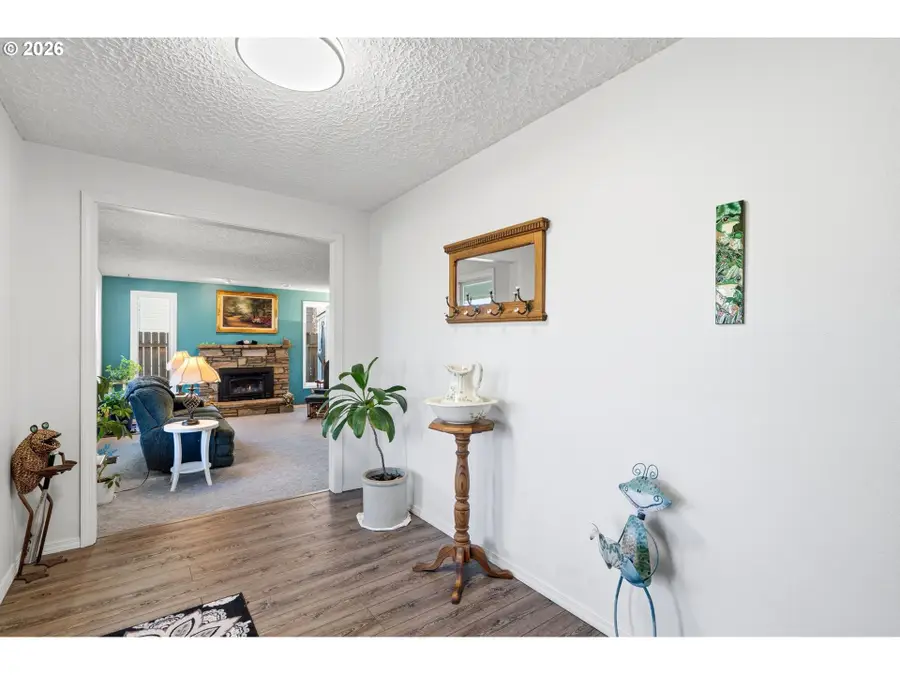 2211 SE Park Crest Ave, Vancouver, WA 98683 - #3