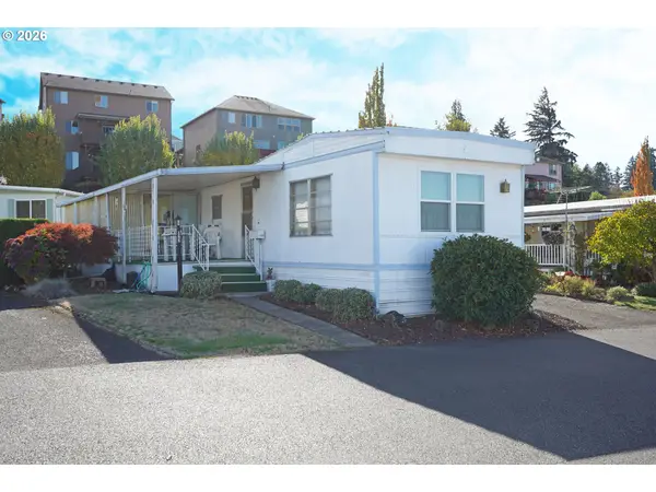 1709 NE 78th St #122, Vancouver, WA 98665