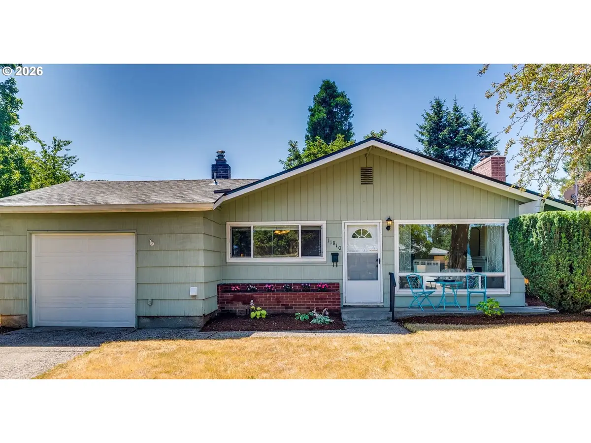 11810 NE Siskiyou St, Portland, OR 97220 - #1