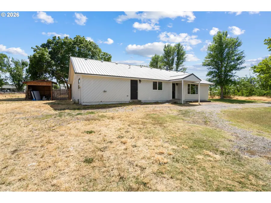80125 Banks Ln, Hermiston, OR 97838 - #3