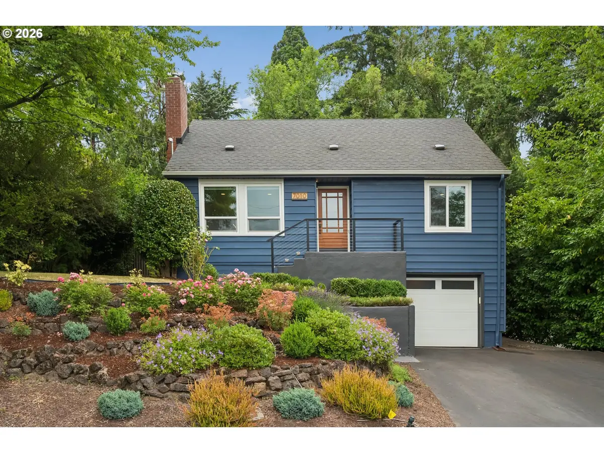 7010 SW 35th Ave, Portland, OR 97219 - #1