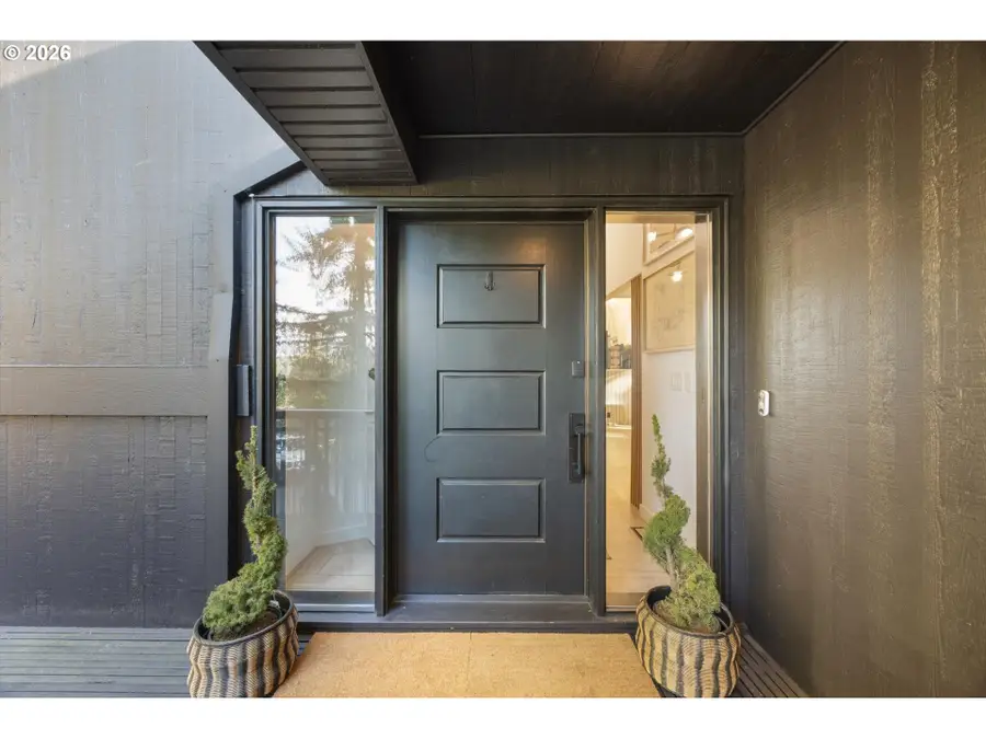 17288 Blue Heron Rd, Lake Oswego, OR 97034 - #2