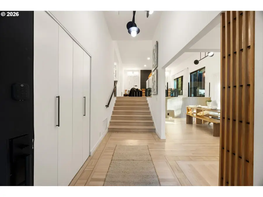 17288 Blue Heron Rd, Lake Oswego, OR 97034 - #3