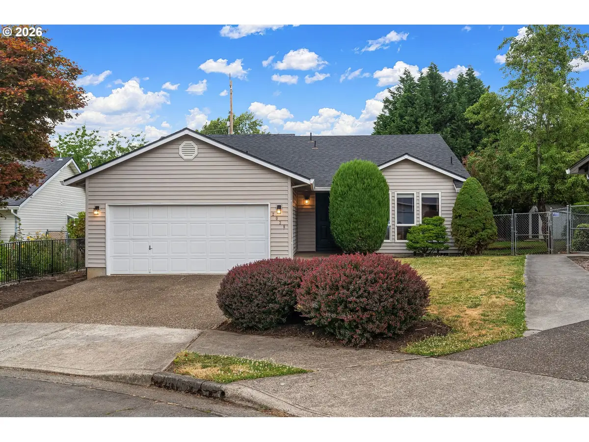 2038 SE Village Ct, Hillsboro, OR 97123 - #1