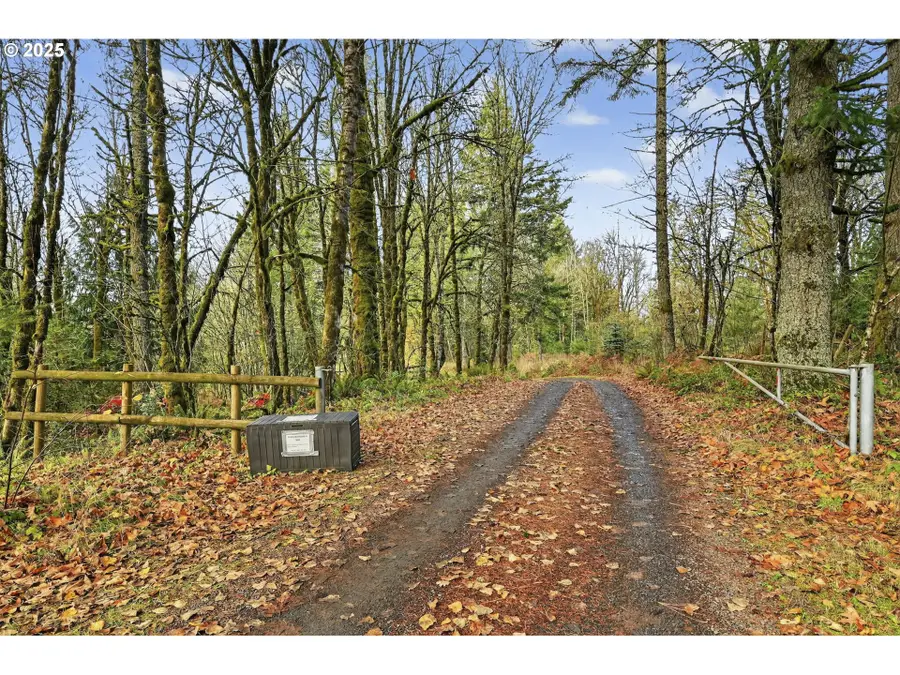 13162 NW Mcnamee Rd, Portland, OR 97231 - Image #2