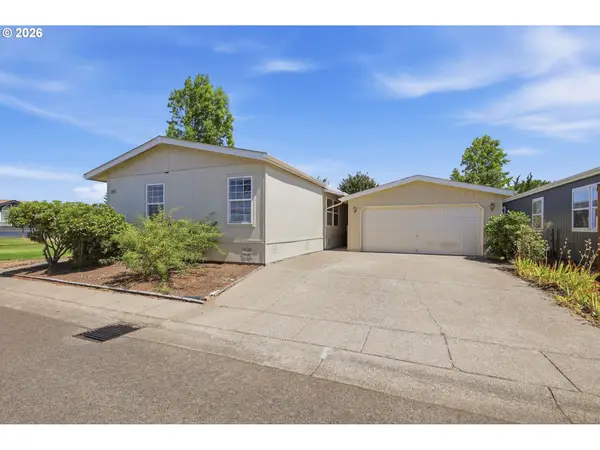 1699 N Terry St #281, Eugene, OR 97402