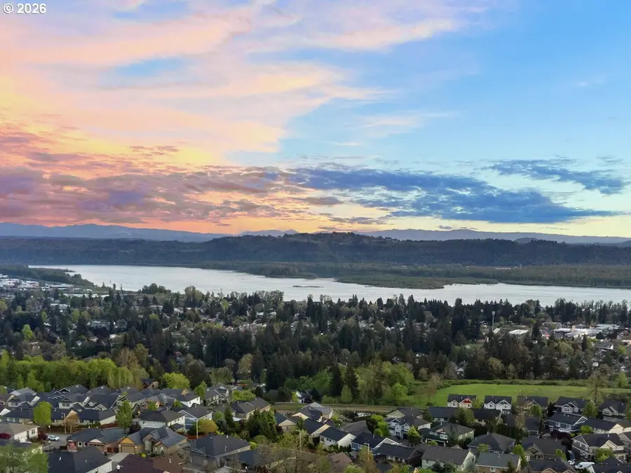 610 N Y St, Washougal, WA 98671 - #2