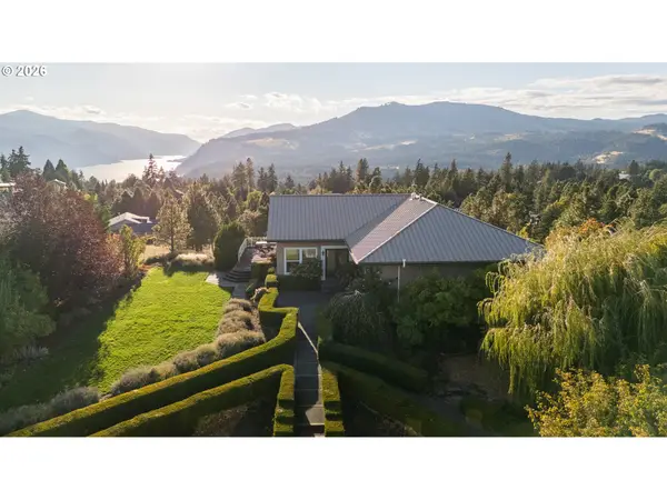 595 NW Country View Rd, WhiteSalmon, WA 98672