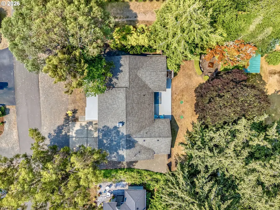 712 B St, Gearhart, OR 97138 - #3