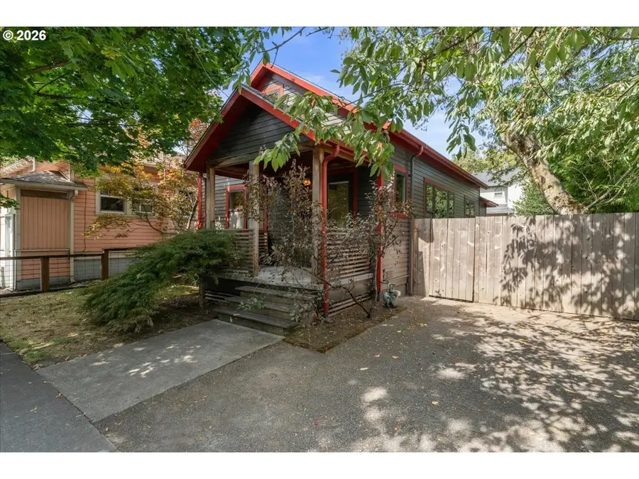 223 N Ivy St, Portland, OR 97227 - #2