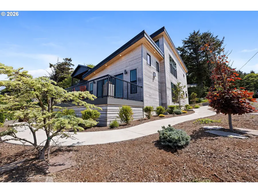 2887 S Hemlock St, Cannon Beach, OR 97110 - #2