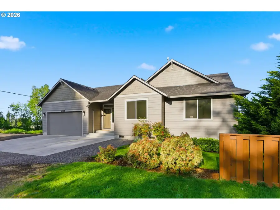 33068 NW Ej Smith Rd, Scappoose, OR 97056 - #2