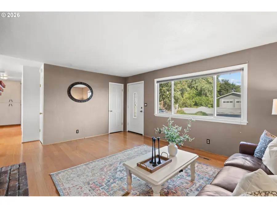 710 E View Dr, Hermiston, OR 97838 - #2