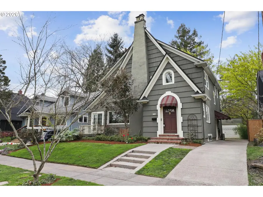 4307 SE Oak St, Portland, OR 97215 - #2