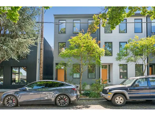 1612 SE Claybourne St, Portland, OR 97202