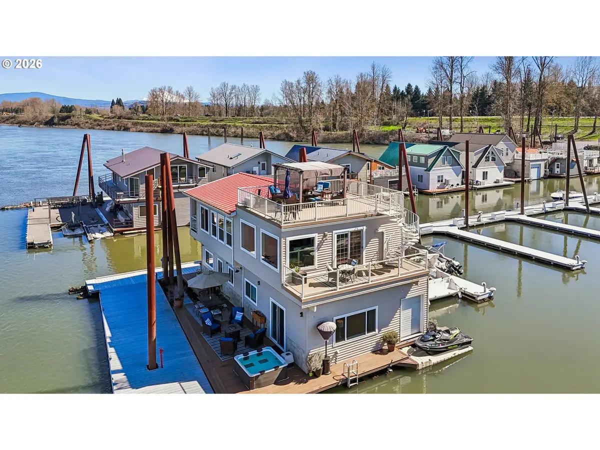 19609 NE Marine Dr #B18, Portland, OR 97230 - #1