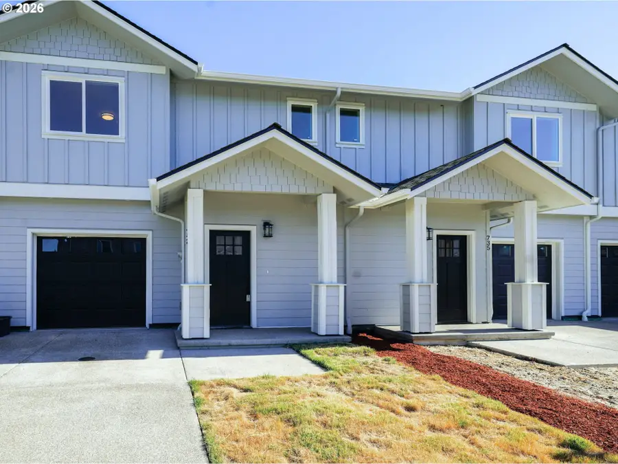 729 Periander Way, Harrisburg, OR 97446 - #2