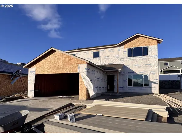 879 NE Laurel Springs Dr, Hermiston, OR 97838