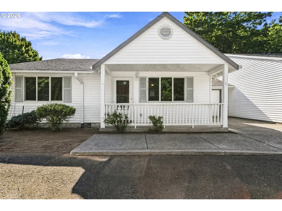 15310 SE Stark St #C, Portland, OR 97233 - #2