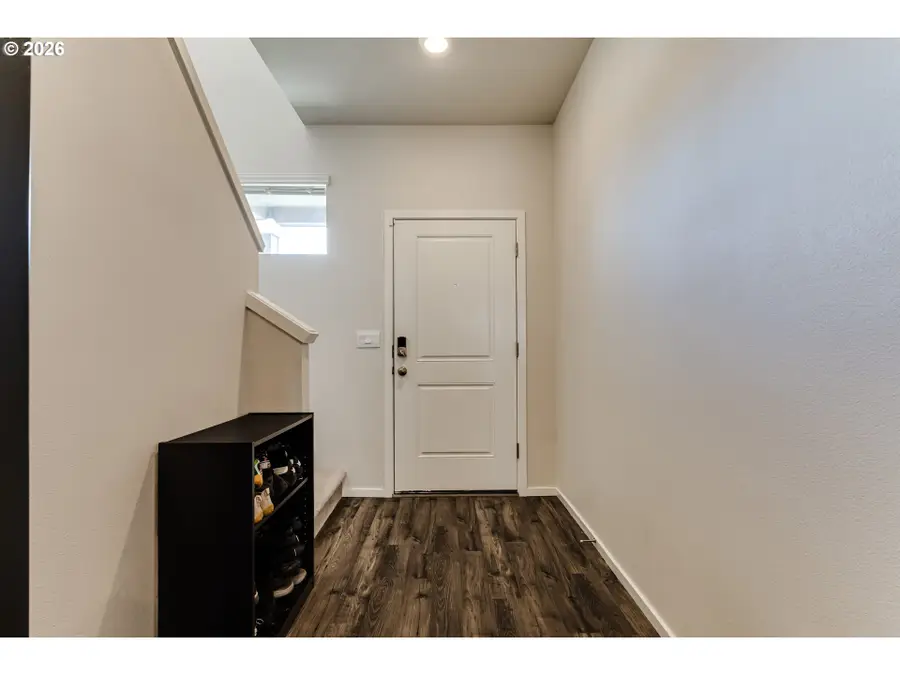 2932 V St, Springfield, OR 97477 - #3