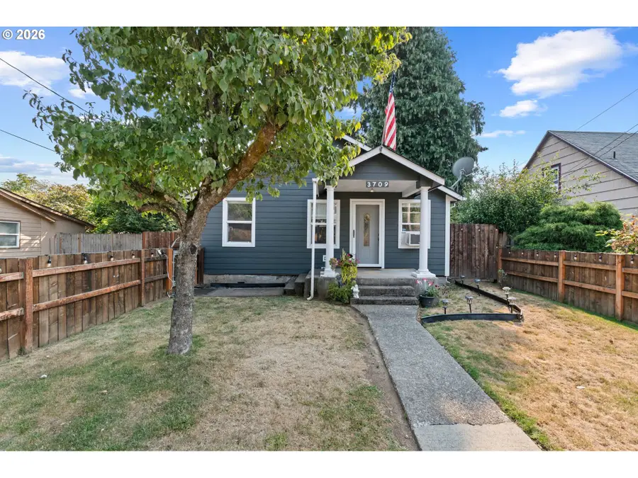 3709 U St, Vancouver, WA 98663 - #2