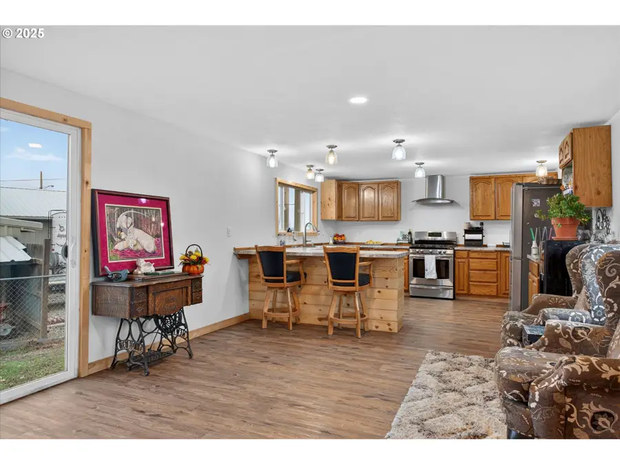 2637 14th St, Baker City, OR 97814 - Image #2