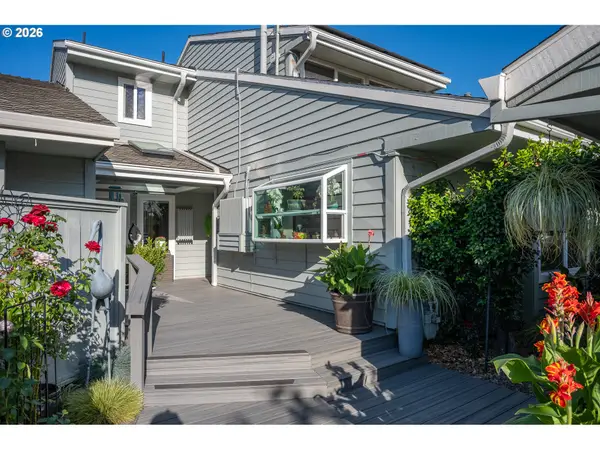 32455 SW Lake Point Ct, Wilsonville, OR 97070
