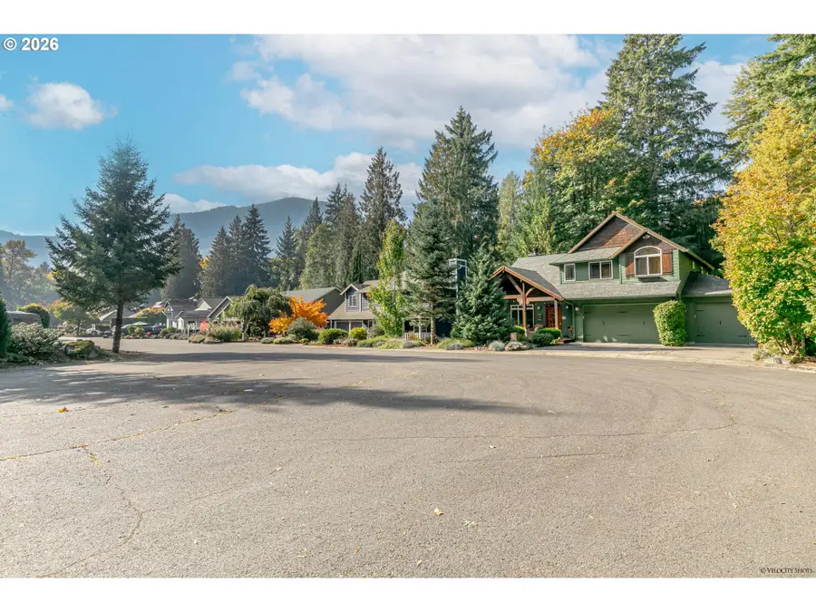 24727 E Mckenzie Valley Ct, Welches, OR 97067 - #2
