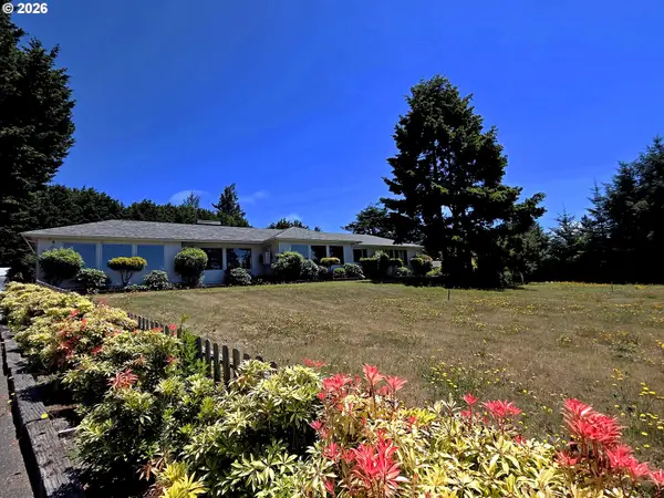92094 Cape Arago Hwy S, CoosBay, OR 97420